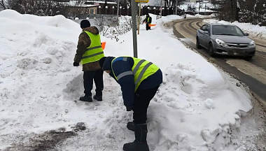 В Боровске расчистили дорогу от снега по просьбам жителей