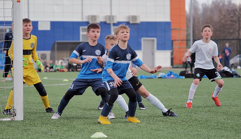 В Калуге стартовал футбольный турнир «Кубок Льва Яшина»