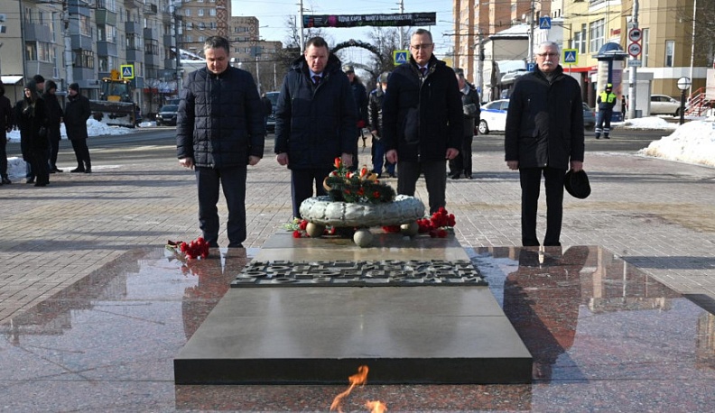 В Калуге почтили память защитников Отечества