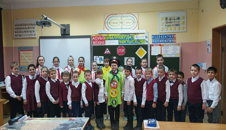 В Людинове определили лучших юных инспекторов дорожного движения