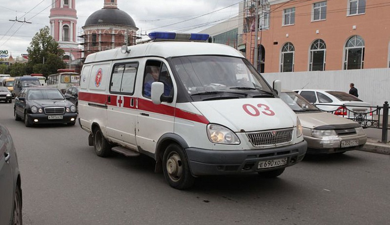 Владислав Шапша потребовал разобраться с «футболом» в медучреждениях