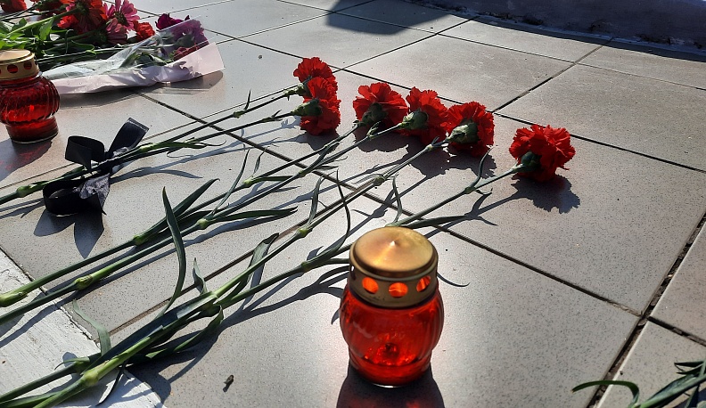 В Сухиничах прошёл митинг, посвящённый Дню солидарности в борьбе с терроризмом