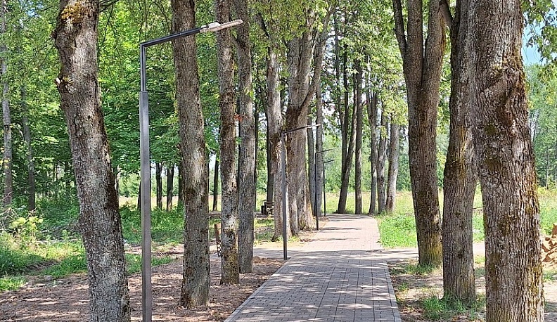 В Барятино завершилось благоустройство прогулочной аллеи по нацпроекту