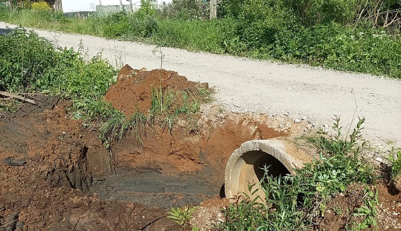 В сельских населённых пунктах Людиновского района продолжают ремонт дорог 
