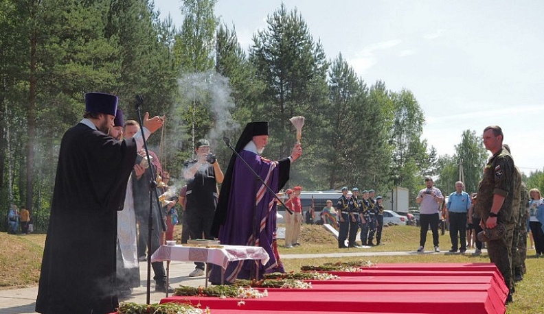 В Калужской области 22 июня перезахоронили останки 56 красноармейцев