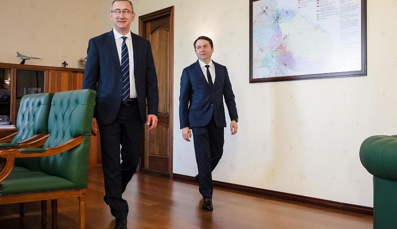 Владислав Шапша встретился с губернатором Мурманской области Андреем Чибисом