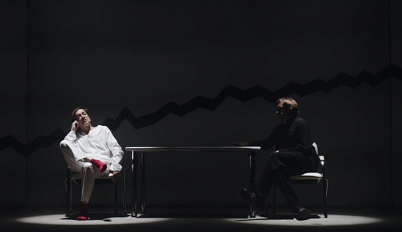 В калужском инновационном культурном центе прошла премьера спектакля «Иов. Материал»