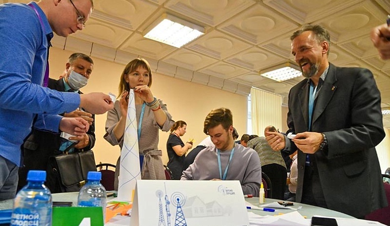 В Калуге 180 участников управленческого конкурса представили 30 проектов