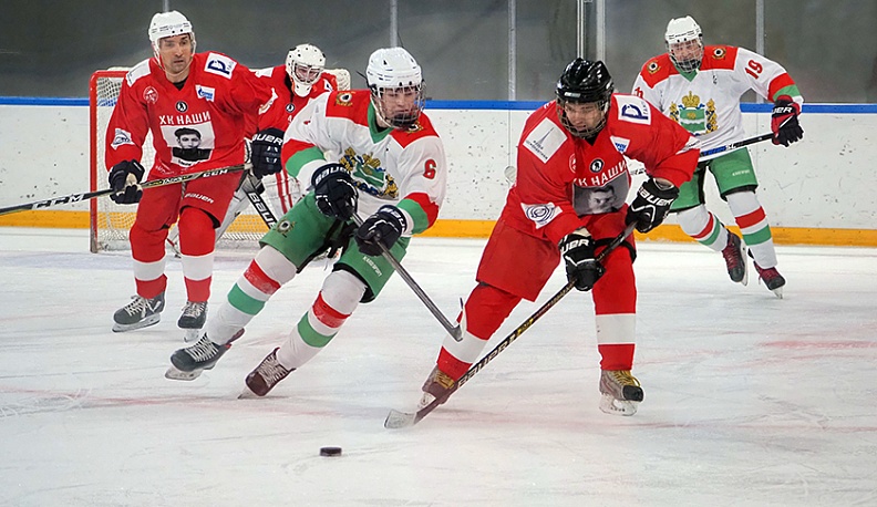 Космонавты высадились на лёд