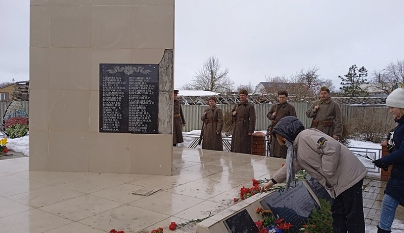 В День защитника Отечества в Калуге прошел памятный автопробег