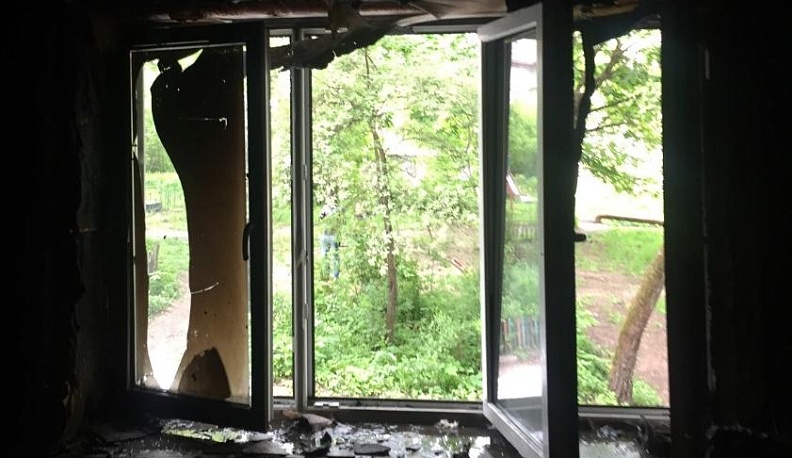 Сегодня днем в Калуге сгорела квартира на улице Салтыкова-Щедрина