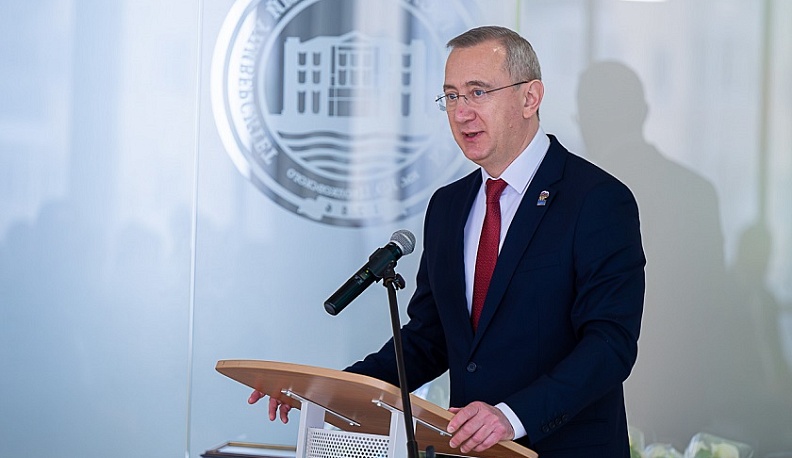 Владислав Шапша: «Калужская область должна стать примером для центральной России в вопросах поддержки материнства и детства»