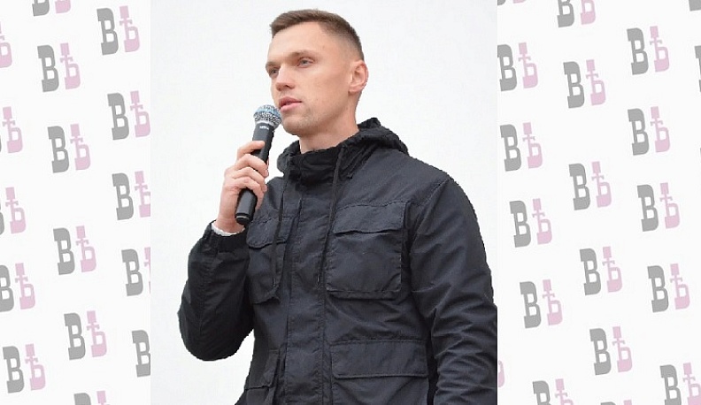 Калужский доброволец Артур Титов выступил на митинге в поддержку включения в состав России четырех новых регионов