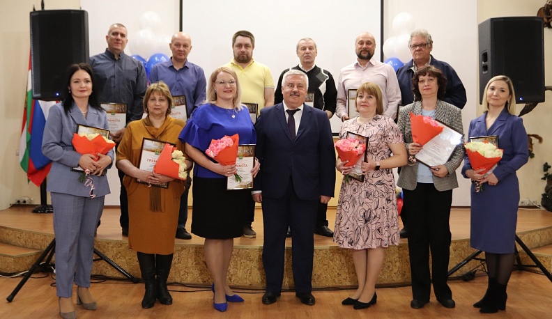 Калужских геологов поздравили с профессиональным праздником