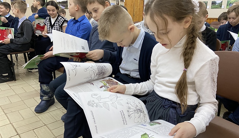 Уроки Хохули за год посетили 1500 школьников