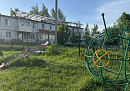 Детскую площадку в Перемышле обкосили после обращения в интернете Детскую площадку в Перемышле обкосили после обращения в интернете