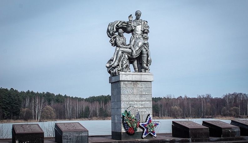 В галерее искусств в Людинове открылась новая выставка