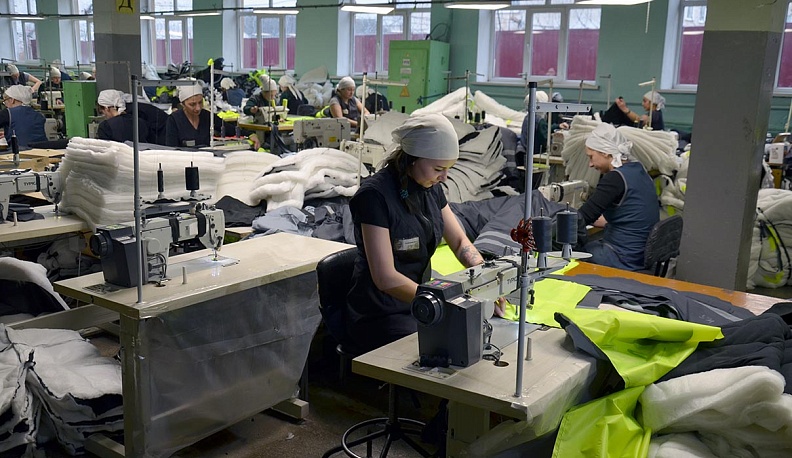 Курс — на гуманизацию и трудотерапию