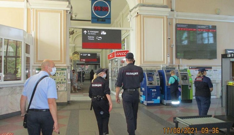 На вокзале Калуга-1 проверили соблюдение "масочного режима"