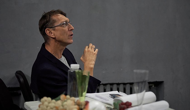 Главный режиссер облдрамы покинул свой пост