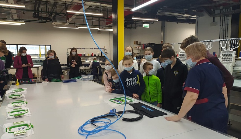 Группа калужских детей побывала на мануфактуре Bosco