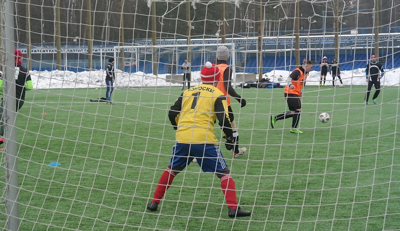 Силачи тягали гири как пушинки