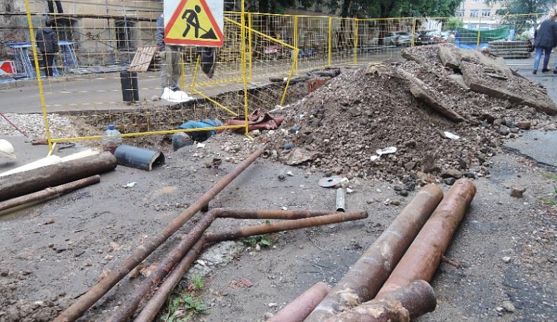 Жители двух калужских улиц останутся  без  водоснабжения