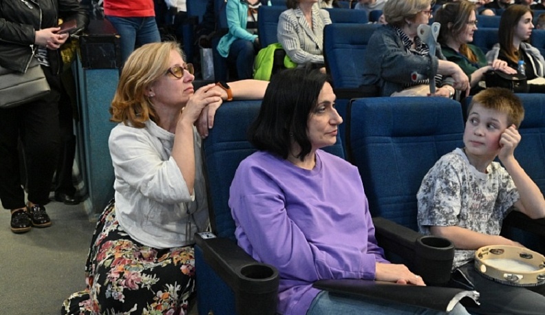 19 мая в Калуге открылся XIV Всероссийский певческий конкурс «Поющее мужское братство» 