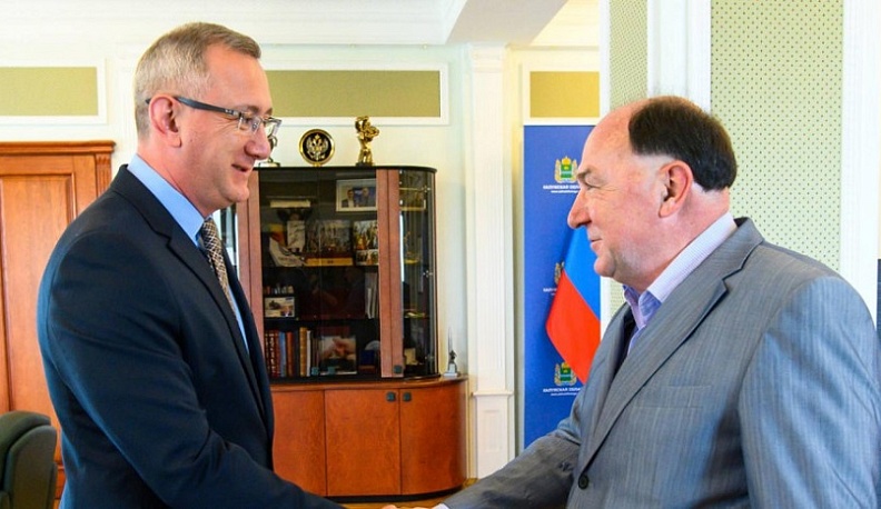 Владислав Шапша провел рабочую встречу с региональным уполномоченным по правам человека