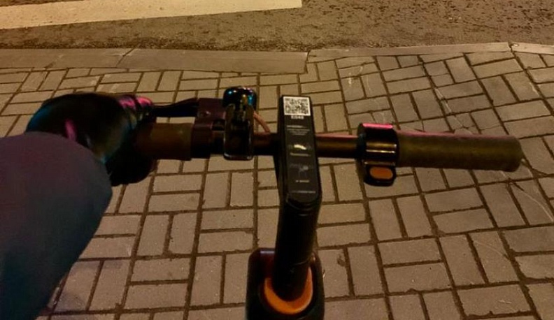 В Калуге полицейские поймали подозреваемых в краже электросамокатов