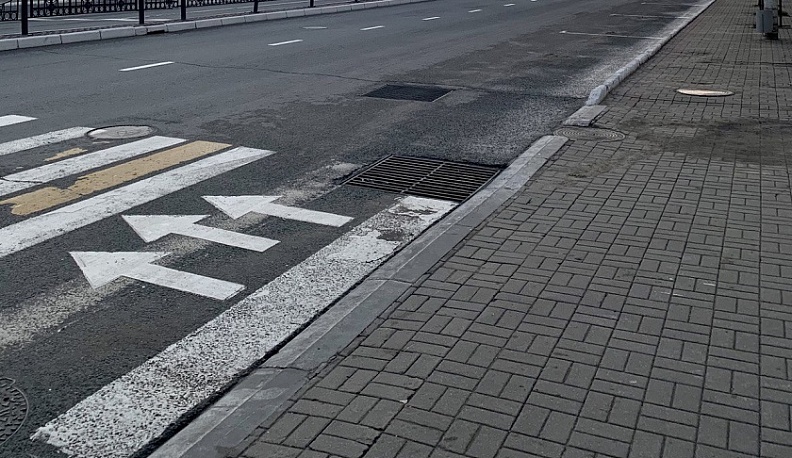 На трех улицах Калуги заменят плитку на тротуарах