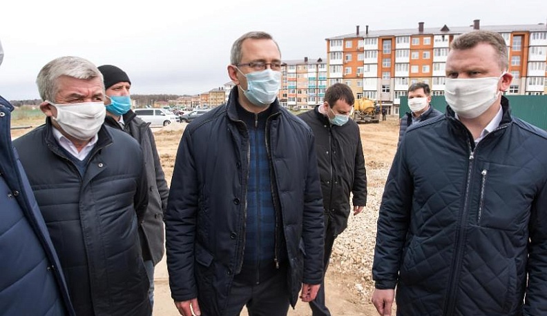 Владислав Шапша лично проконтролировал подачу воды жителям Кабицыно