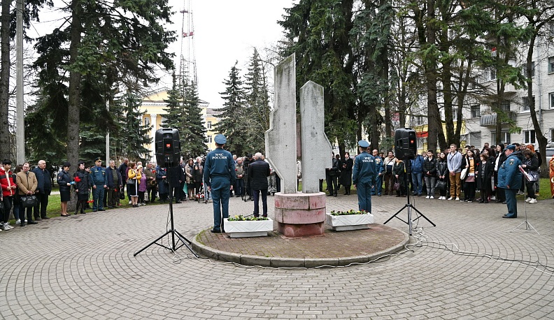 В Калуге почтили память жертв радиационных катастроф