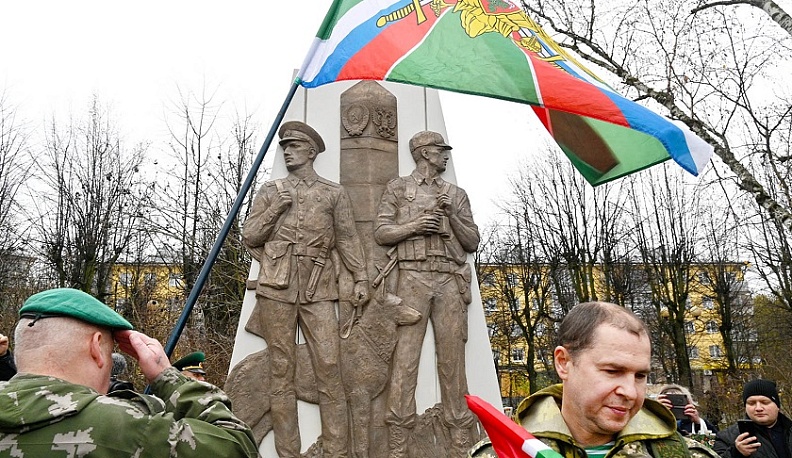 В Калуге открыли памятник «Пограничникам всех поколений»