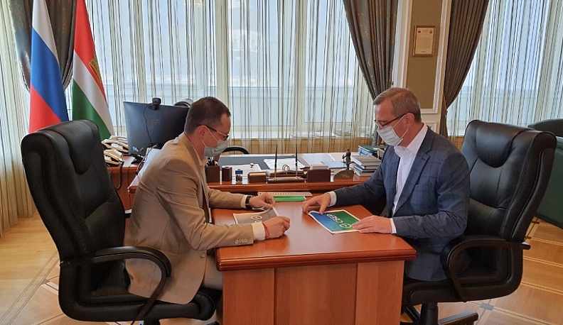 После встречи с Владиславом Шапшой Сбербанк проконтролирует целевое финансирование ФАПов