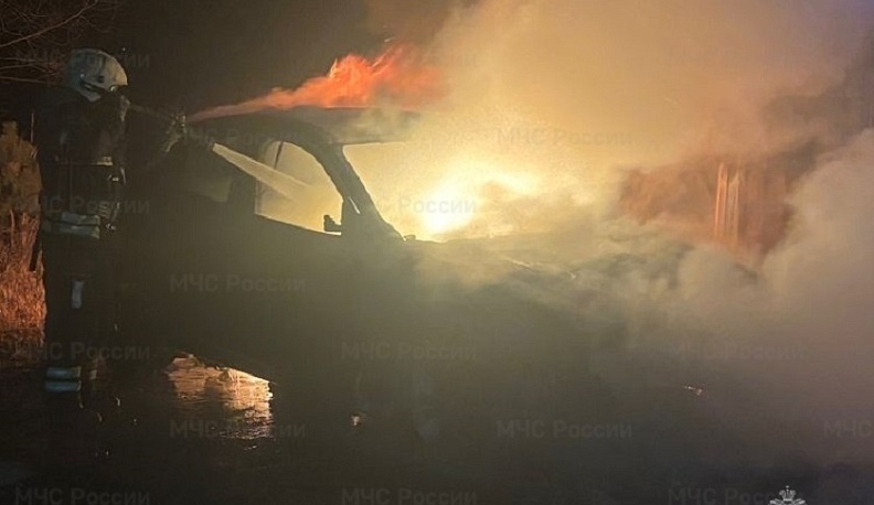 В Жукове загорелся автомобиль