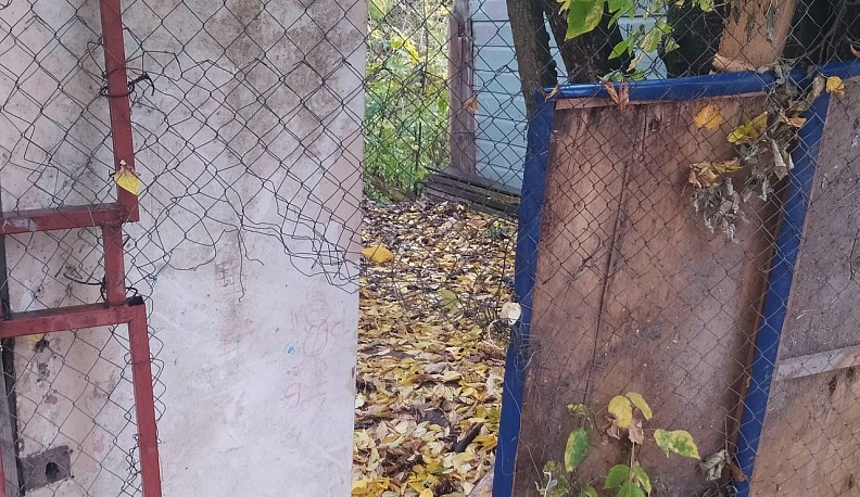 В Калуге закрыли доступ в аварийное здание на улице Луначарского