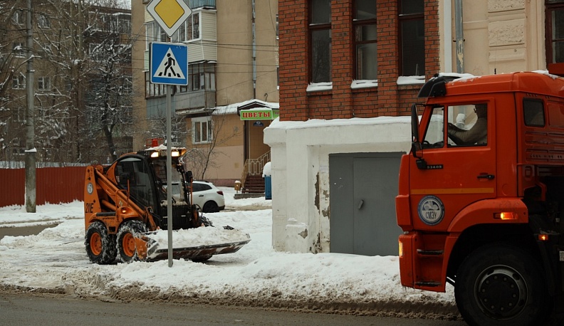 В ночь с 21 на 22 декабря с некоторых калужских улиц вывезут снег