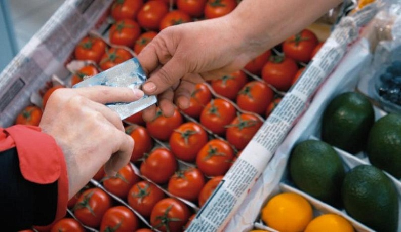 Калужане расплатились банковскими картами 200 миллионов раз 