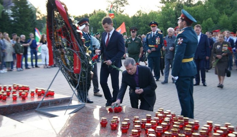 Калужане почтили память погибших в Великой Отечественной войне