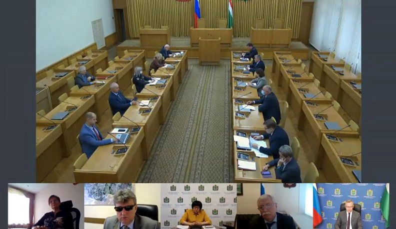 Владислав Шапша поддержал идею создания в области рабочей группы для повышения доступности финансовых услуг 