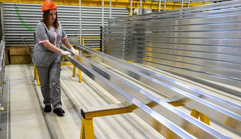 Калужская область стала первой в ЦФО и пятой в России в рейтинге индекса промышленного производства за четыре месяца года