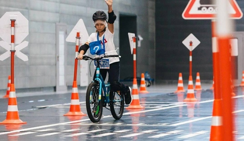 Ученики калужской школы №14 представляют регион в финале Всероссийского конкурса отрядов юных инспекторов движения