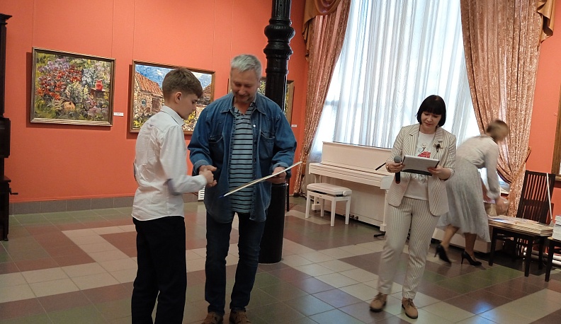 В Калуге наградили юных художников – победителей областного конкурса «Люблю тебя, мой край Калужский»