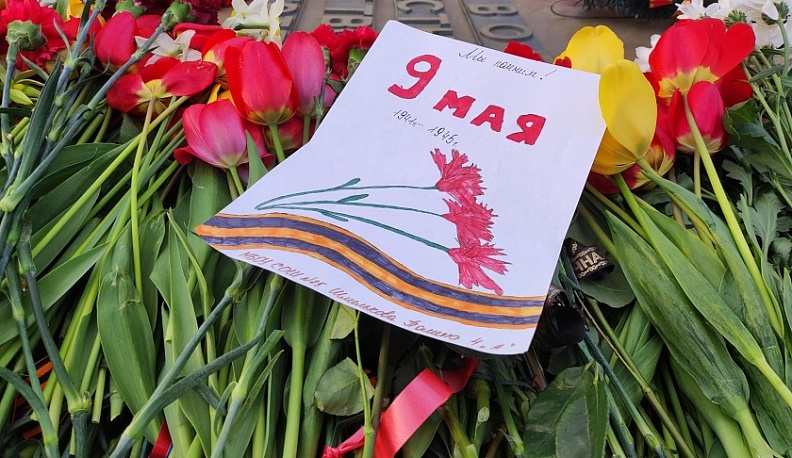 Калужане зажгли «Свечи Победы» в память о погибших в Великой Отечественной войне