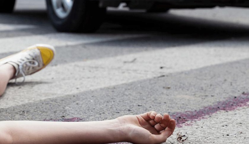 В Юхнове водитель сбил девочку на "зебре" и скрылся 