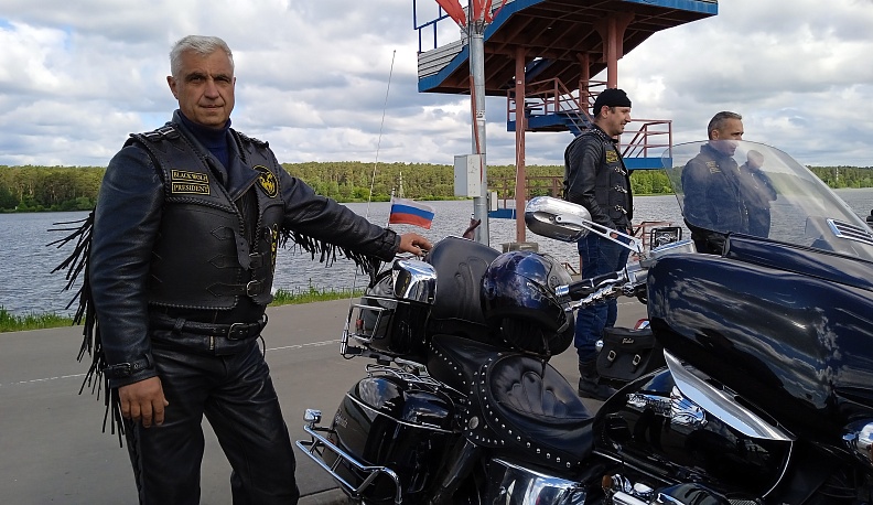 Калужские байкеры подарили праздник детям из Кондровского центра содействия семейному воспитанию «Берега»