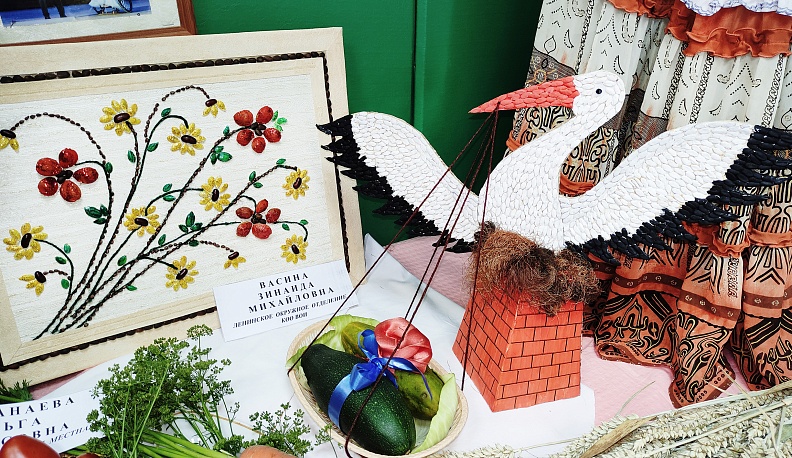 В Калуге прошла выставка урожая «Дары природы»