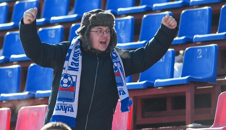 Калужские футболисты по итогам сезона вышли в лигу «Золото» второго дивизиона