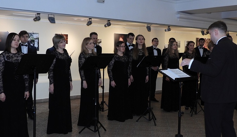 В галерее Калужского Дома музыки прозвучали русские народные песни